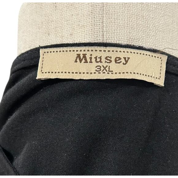 Miusey Black and Gray Sheer Over Solid Black Lining Blouse Size 3XL EUC - Picture 2 of 4